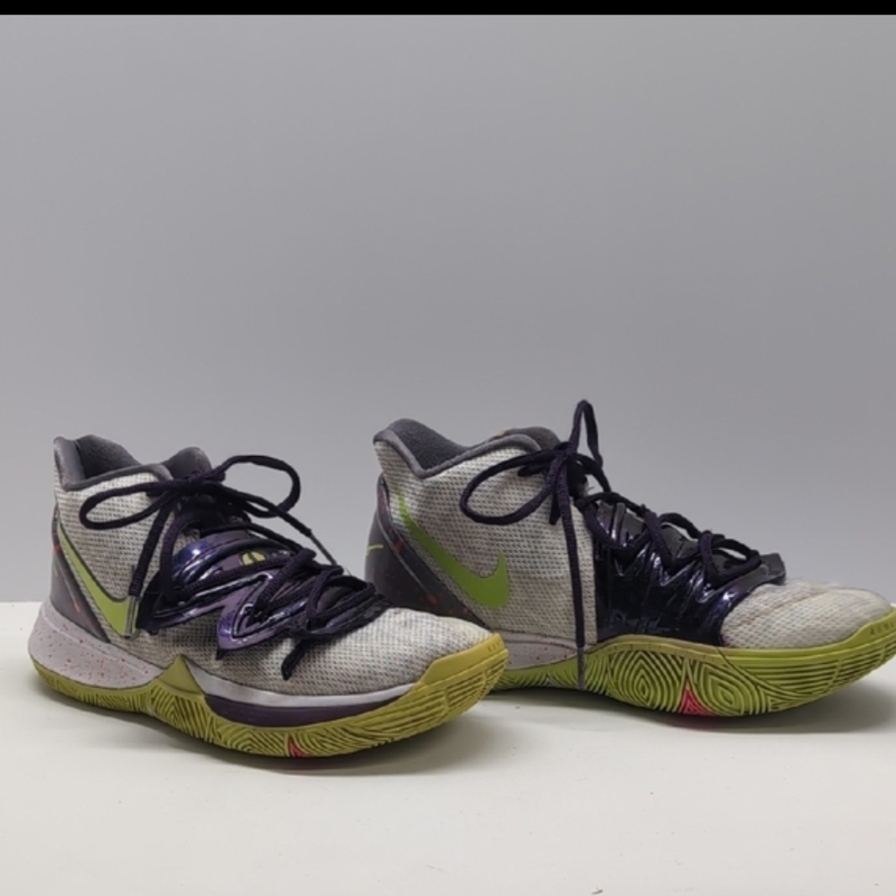 Nike Kyrie 5 SpongeBob Squidward Basketball Shoe Size 8 AO2918-102 Hungry Humble